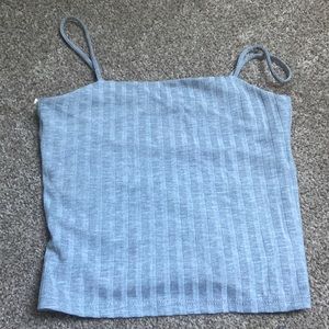 So crop gray tank top
